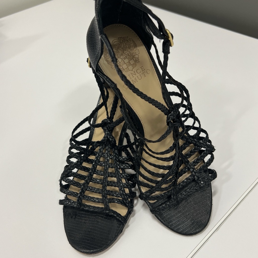 Vince camuto strappy black heels Sz 8